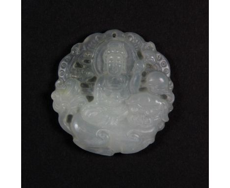 A lovely translucent celadon jade amulet of a seated Buddha Dia 5cm