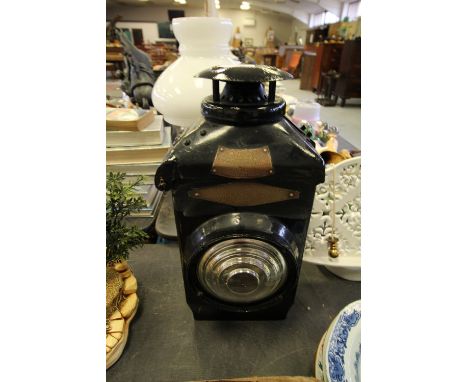 Adlake Non Sweating Oil Lamp