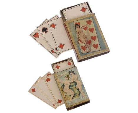 2 erotische Kartenspiele, um 1880Martinenq, Paris. Karten sauber erhalten. 1) Schachtel mit seitlichen Aufdrucken "Collection