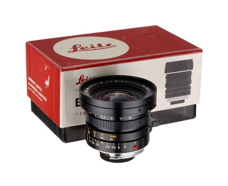 Elmarit-M 2,8/21 mm, um 1985Leitz, Canada. Nr. 3363304. Sauberer Zustand! Unter Punktlicht Glas sauber. E60-Filtergewinde mit