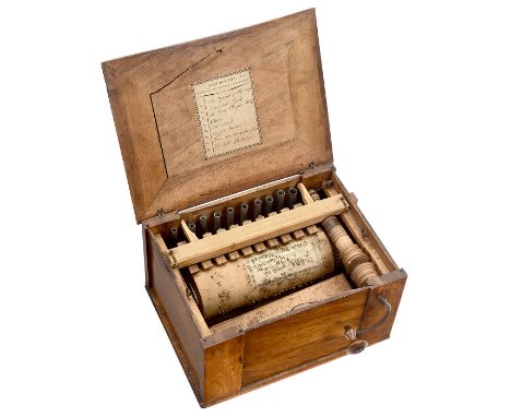 Miniatur-Drehorgel "Serinette" von Charles Cabasse, um 1840Frankreich. Mit 8 Melodien, 10 Tönen, Metallpfeifen, Handkurbel, N