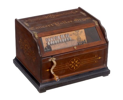 Concert Roller Organ, um 1890Hersteller: "The Autophone Company, New York". Amerikanische Organette, 20 Tonstufen, für spiral