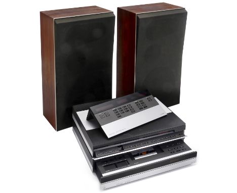 Stereoanlage der Serie 5000 von Bang &amp; Olufsen, um 1980Dänemark, bestehend aus: 1) Beomaster 5000, Radioempfänger und Ver