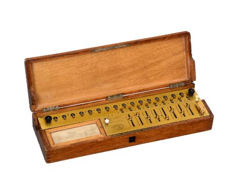 Thomas de Colmar Arithmomètre, um 1876Großes Modell der ersten serienmäßig hergestellten Rechenmaschine der Welt von 1820, er
