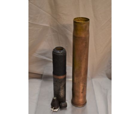 Russian WWII APHE 45 mm anti-tank gun model 1937 Round in relic condition with fuze and good case, this type with the earlier