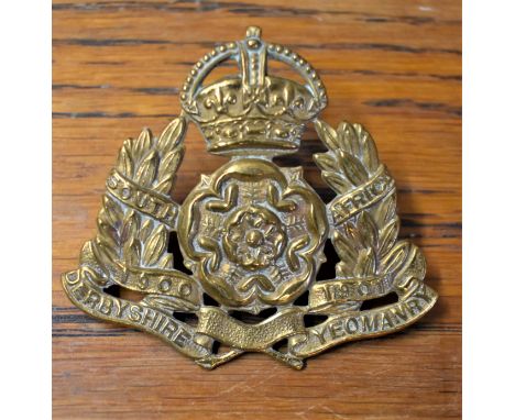 Derbyshire Yeomanry (Dragoons) WWI Cap Badge (Brass), two lugs, second type. K&amp;K: 1443