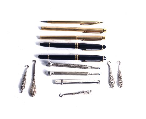 TWO MONT BLANC MEISTERSTUCK BALLPOINT PENS AND FURTHER ITEMS (13)Two Mont Blanc pens (one lid cracked), two gold plated Sheaf