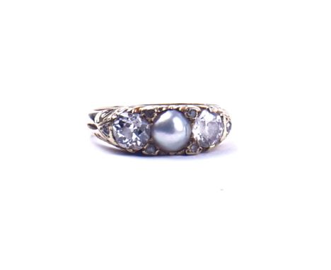 A GOLD, DIAMOND AND CULTURED PEARL RINGMounted with a single cultured pearl between the two principal cushion shaped diamonds