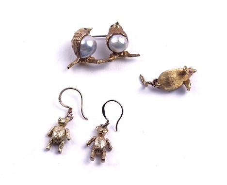 TWO GOLD BROOCHES AND A PAIR OF GOLD EARRINGS (3)Comprising; a gold and cultured pearl brooch, designed as two birds, with cu