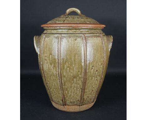 RICHARD BATTERHAM ( 1936-2021) A LARGE STONEWARE BEER JAR AND COVERSwollen cylindrical form with vertical panelled sides, cov