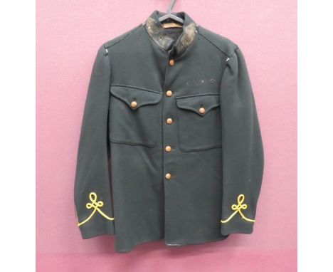 Post 1901 Sherwood Rangers Yeomanry Dress Tunic dark green, single breasted, high collar tunic. Yellow piping to the arm and 