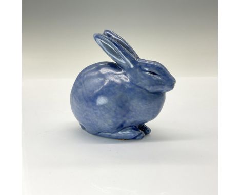Adorable crouched rabbit crafted from the original master mold #6160 from 1928. Finished in a lovely blue glossy glaze. Rookw