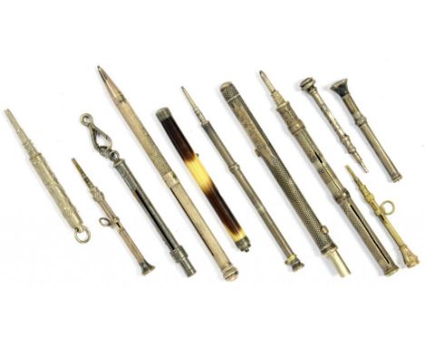 ELEVEN VICTORIAN AND EARLY 20TH CENTURY SILVER PENS AND PENCILS INCLUDING A COMBINATION EXAMPLE BY SAMPSON MORDAN, ENGINE TUR