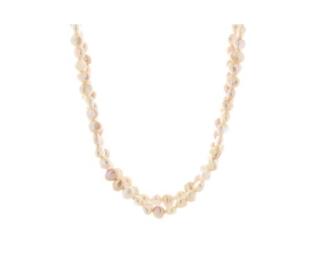 Baroque shaped 5.0 - 6.0mm pink pearl necklace.
Pearl quality AAA. This necklace is 64 inches long.Item Specifications:Metal: