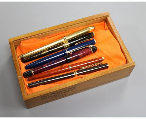 A Cross gold plated fountain pen, with 18ct nib, a Parker Sonnet fountain pen with 18ct gold nib, one other Parker fountain p