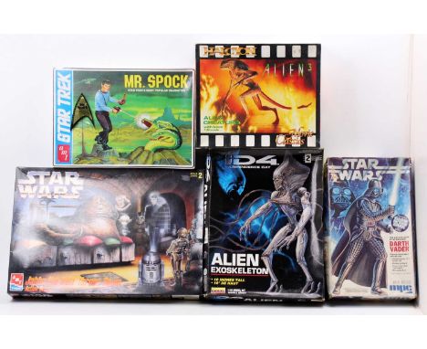 A collection of sci-fi and fantasy plastic kits to include an AMT/ERTL Jabba the Hut Throne Room Action Scene plastic kit, to