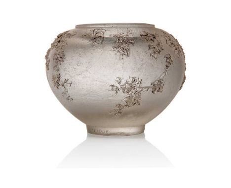 ‡ René Lalique (French 1860-1945) GUIRLANDES, BOUCHON FEMME ASSISE VASE, CP326  designed 1921cire perdue, umber stainedwheel-