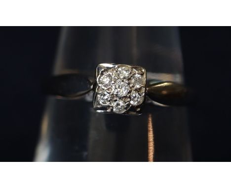 9ct white gold diamond cluster ring. 2.6g approx, ring size K & 1/2.(B.P. 21% + VAT) 