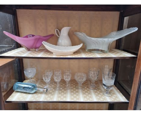 A mixed group of 19th century and later drinking glasses;&nbsp;together with a novelty ship in glass bottle; two art glass va