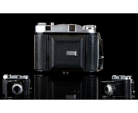 Balda Baldinette 35 mm Range finder Vintage Folding Camera from the early 1950's. Made in West Germany.