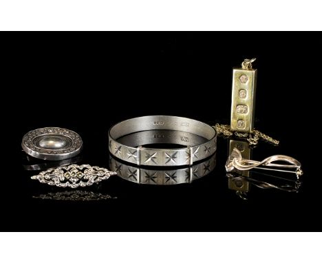 Small Collection Of Vintage Silver Jewellery Items Five pieces in total, comprising, silver 1oz ingot and chain, fully hallma