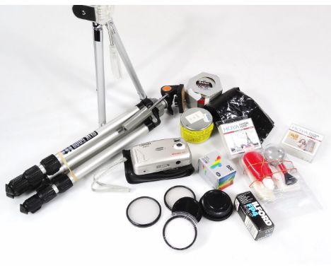 Various camera equipment, etc., folding tripod, (when closed) 38cm high, another tripod, various other camera accessories, La