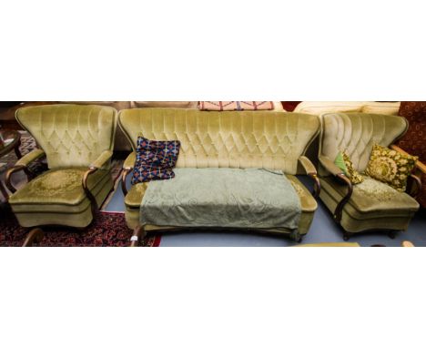 BUTTON BACK 3 PIECE SITTING ROOM SUITE
