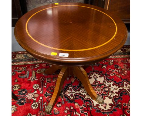 ROUND INLAID LAMP TABLE