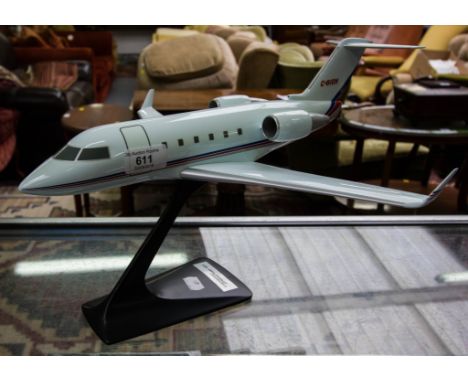 MODEL PLANE CANADIAN CHALLENGER 601