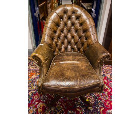 QUALITY LEATHER BUTTON BACK SWIVEL CHAIR