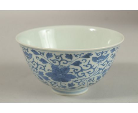 A FINE CHINESE BLUE AND WHITE PORCELAIN BOWL, with six-character mark, 11.5cm diameter.