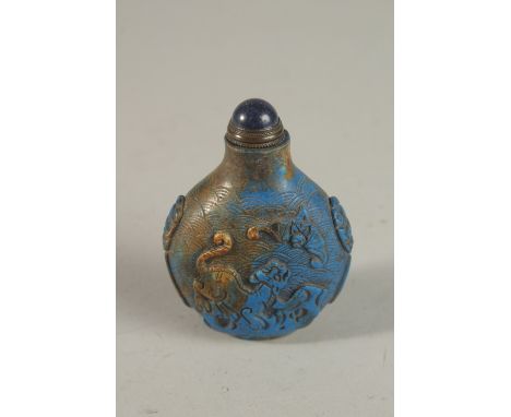 A VERY FINE 19TH CENTURY CHINESE CARVED LAPIS SNUFF BOTTLE, with carved character mark, 8cm high.