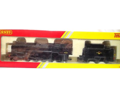 OO scale Hornby R2880, class 9F, 92221, Black Late Crest in near mint condition, wear to box. P&amp;P Group 1 (£14+VAT for th