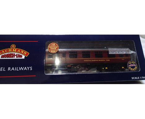 OO scale Bachmann 39-0000 MK1 Brake/Corrider BSK coach Maroon, National Museum York support coach, in near mint condition/box