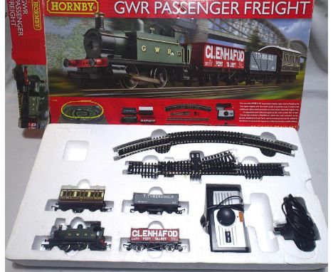 OO scale, Hornby R1138 GWR passenger freight train set comprising 0.4.0 locomotive, coach and two wagons, track and controlle