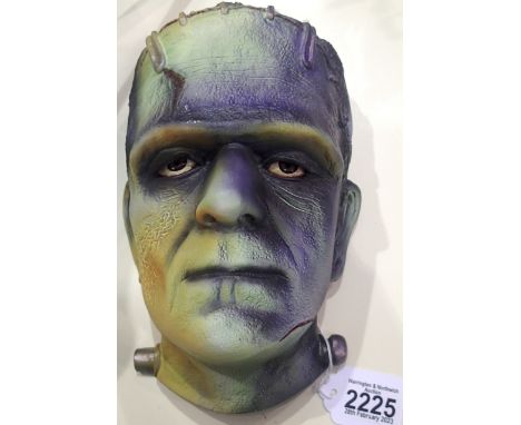 Frankenstein resin wall plaque, in good condition, H: 31 cm. P&amp;P Group 3 (£25+VAT for the first lot and £5+VAT for subseq