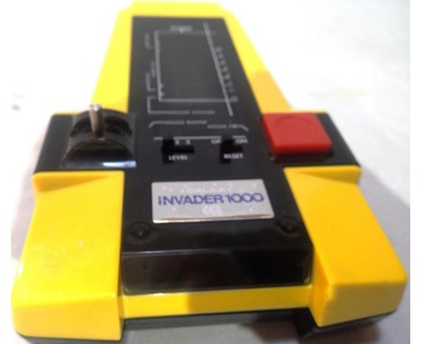 CGL Galaxy Invader 1000 handheld computer game c.1980, working. P&amp;P Group 1 (£14+VAT for the first lot and £1+VAT for sub