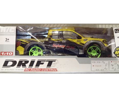 Radio control 1/10 scale drift pick up truck. P&amp;P Group 1 (£14+VAT for the first lot and £1+VAT for subsequent lots) 