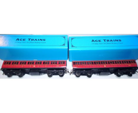 O gauge Ace Trains, pair of C1 BR Maroon Suburban coaches, 1st class and 3rd class with windows, in near mint condition/boxed