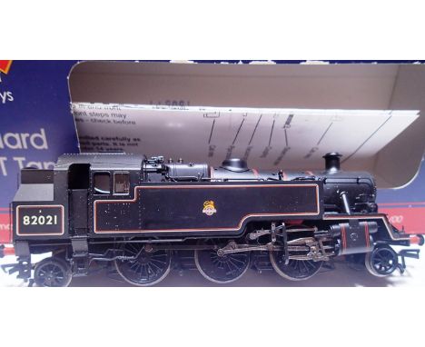 OO scale Bachmann 31981, class 3mt, 82021, black Early Crest in near mint condition, box has wear. P&amp;P Group 1 (£14+VAT f