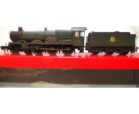 OO scale Hornby R2498, Castle Class 7036, Taunton Castle, Green Early crest, weathered, Limited Edition 094/500, in near mint