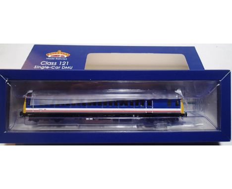 OO scale Bachmann 35-527 class 121 single car D.M.U BR Network Southeast Livery, in near mint condition, storage wear to box.