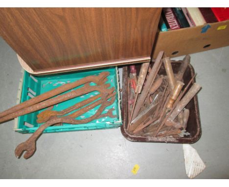 2 x tins of assorted tools