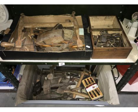 2 shelves of vintage tools including planes, small vices etc.