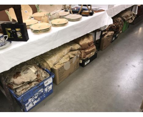 A large quantity of curtains etc. (8 boxes)