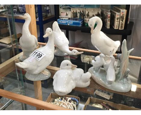 6 NAO geese figures