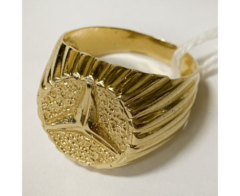 GENTS MERCEDES 14CT GOLD RING SIZE Q - 6.5 GRAMS APPROX