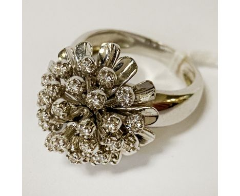 18CT GOLD DIAMOND ACORN DESIGN CLUSTER RING TESTED - SIZE J