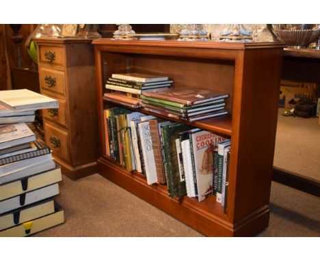 Modern mahogany open bookcase fitted one adjustable shelf   Condition: 
