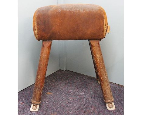 A vintage pommel horse, on pine legs (at fault) (for decorative use only)